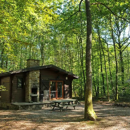 Holiday Village De Vacances Oignies.12 * Nismes