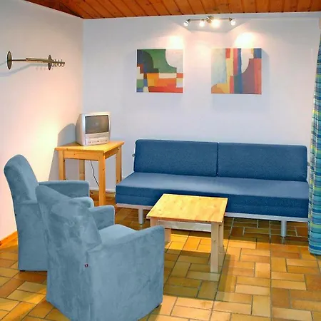 Holiday Village De Vacances Oignies.12 * Nismes